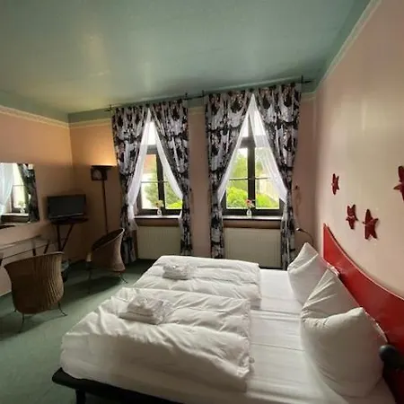 Hotel-sternthaler /rathauseck